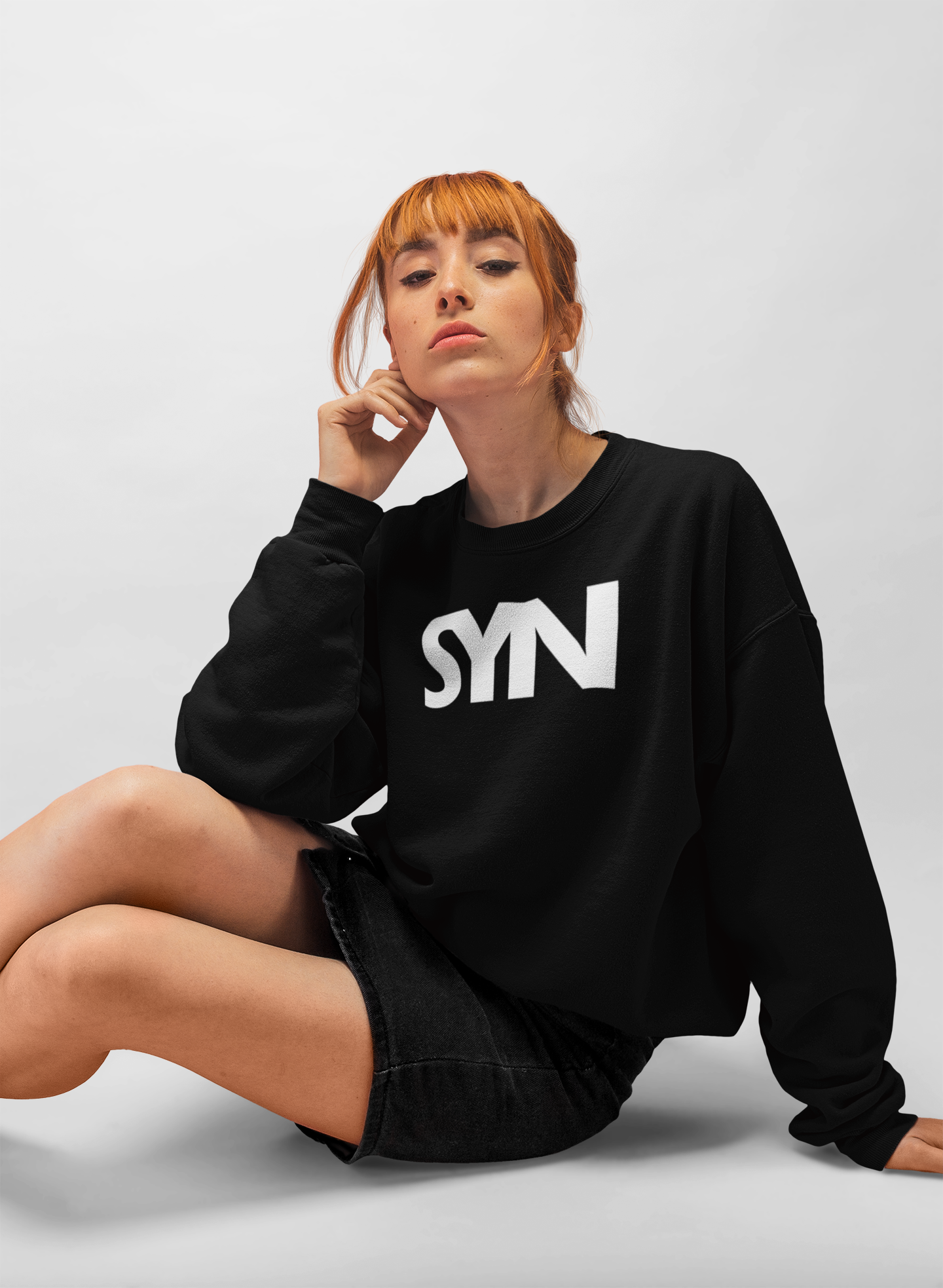 SYNORO Unisex Crewneck Sweatshirt- Black