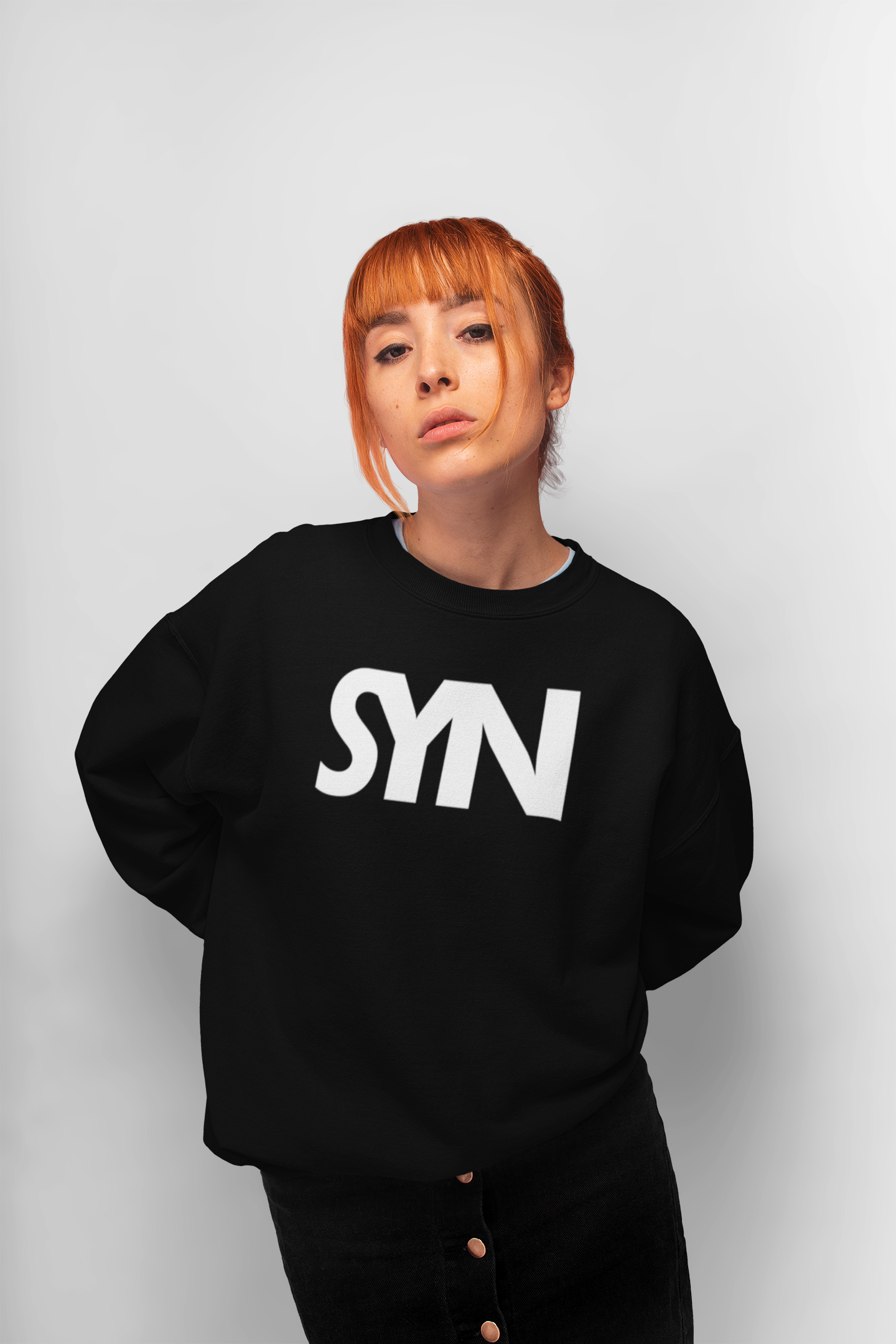 SYNORO Unisex Crewneck Sweatshirt- Black